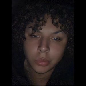 Meet your Posher, Jflair